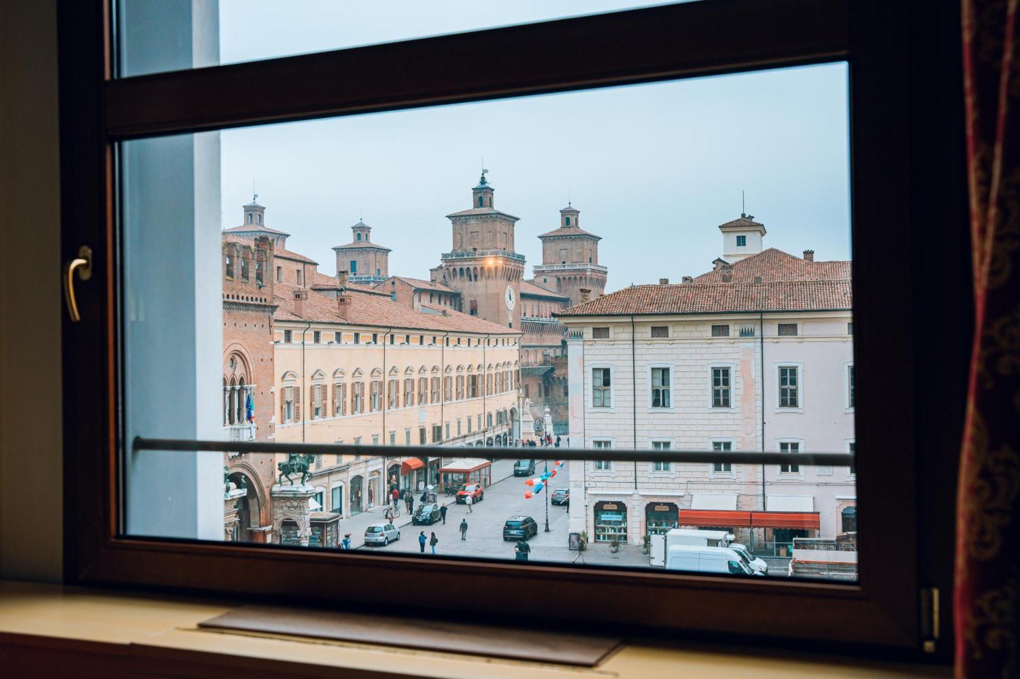 Hotel Torre Della Vittoria 1928 Ferrara Luaran gambar